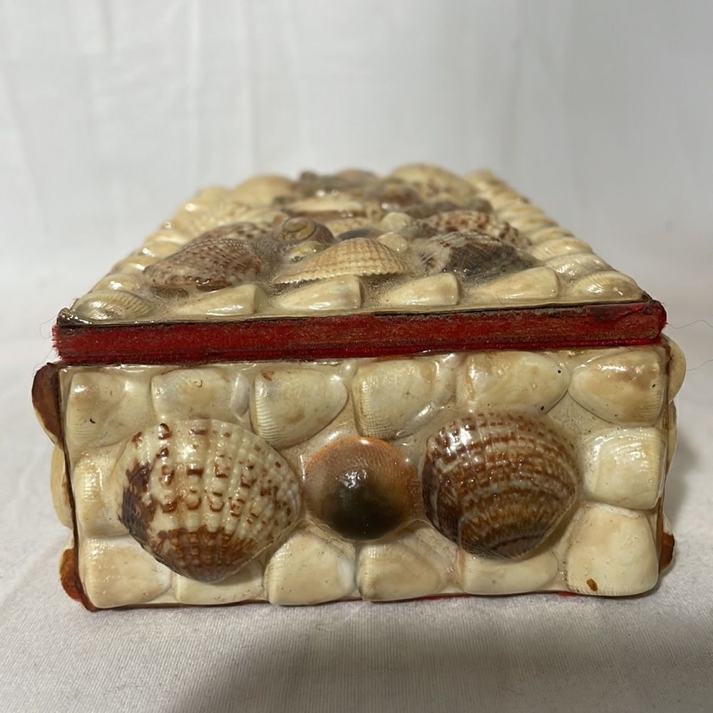 Shell Covered Small Box - Picture 5 of 9